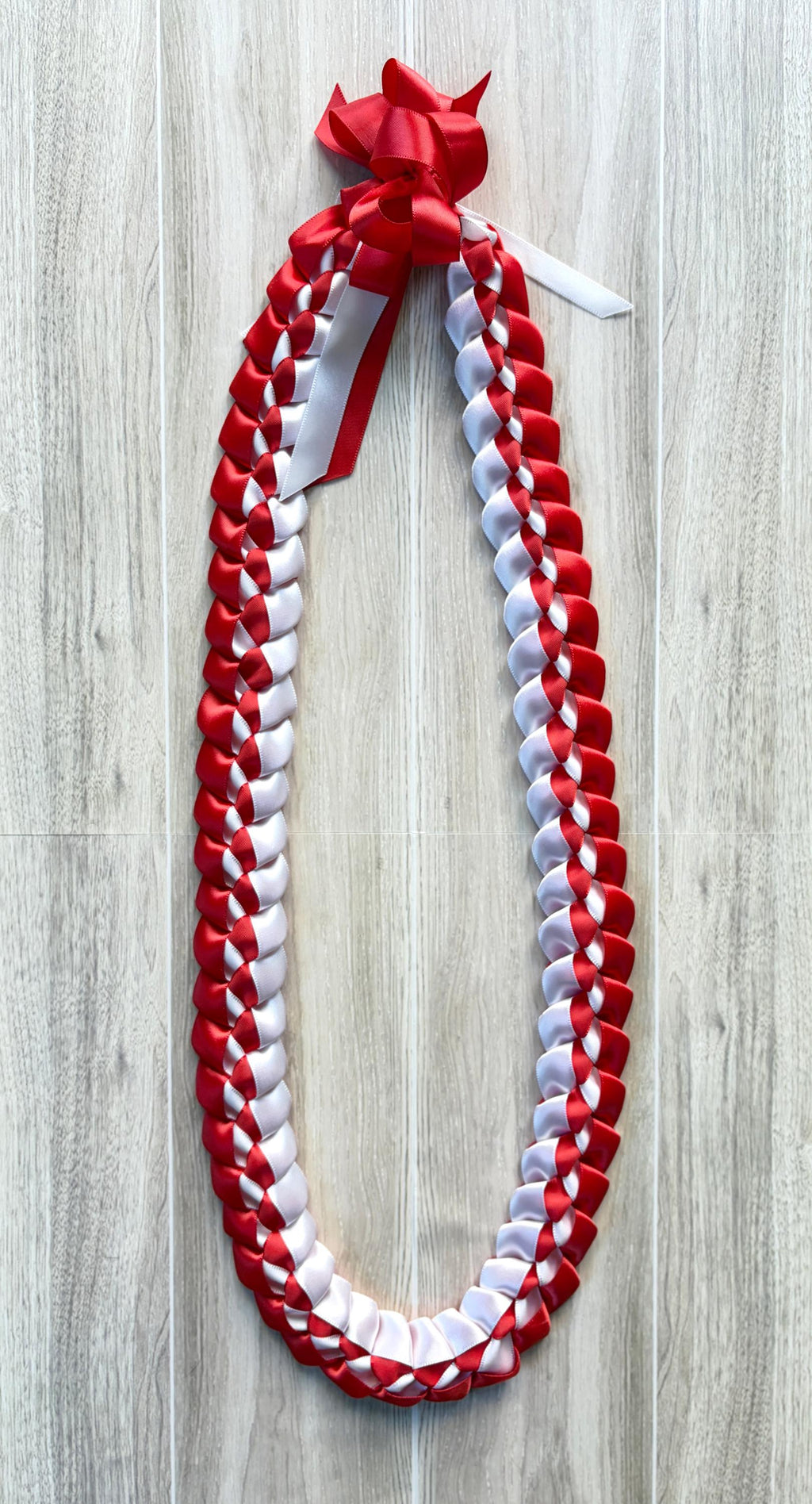 Red and White 5/8" Ribbon Lei
