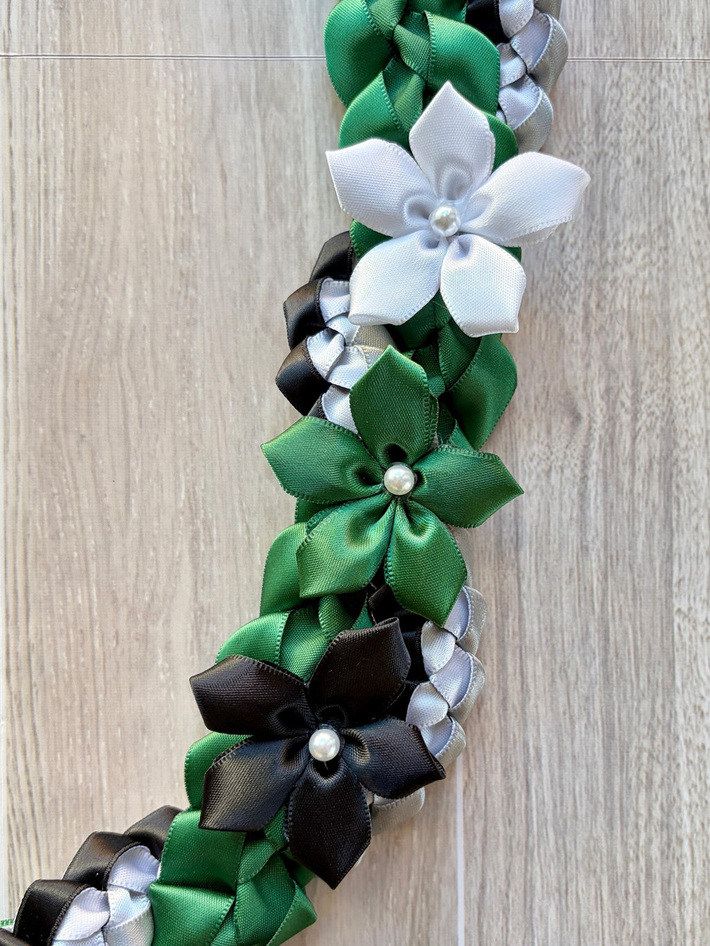 Forest Green, Black, Gray and White Wrap Ribbon Lei
