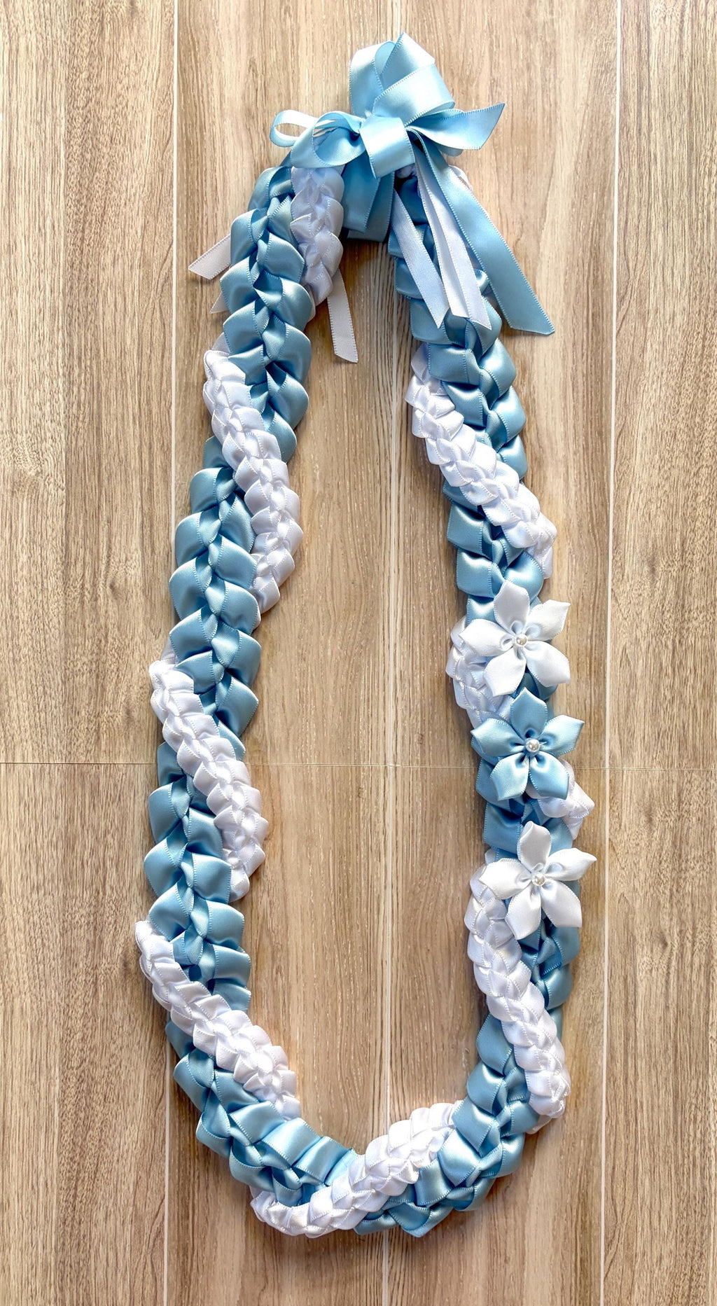 Light Blue and White Wrap Ribbon Lei